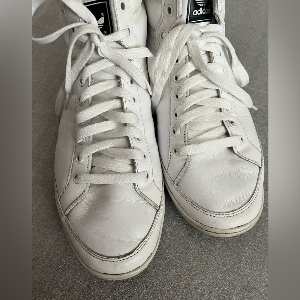 [US10]Adidas Men White High-Top leather indoor soccer Sneaker 675001